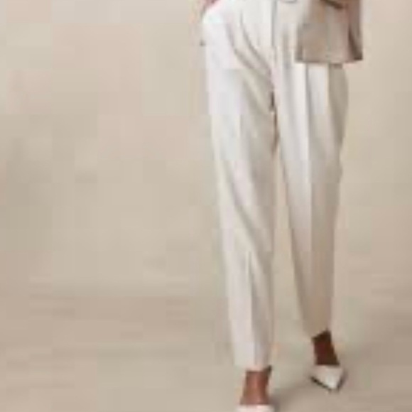 Banana Republic Pants - Banana Republic Off-White Barathea Italian Wool Tapered Pant Size 12 Long